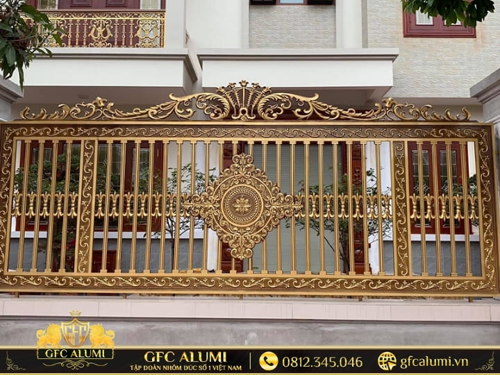 Hàng rào nhôm đúc Buckingham bền bỉ chắc chắn ngoài trời