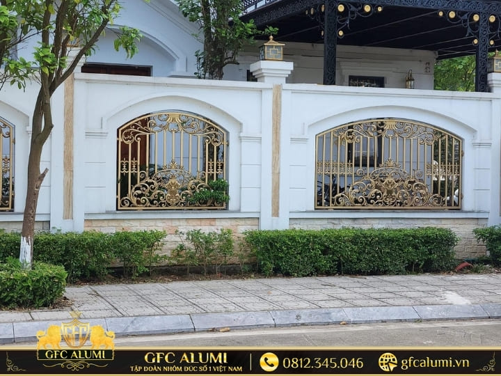 Chọn hàng rào nhôm đúc phải hài hòa với kiến trúc tổng thể ngôi nhà