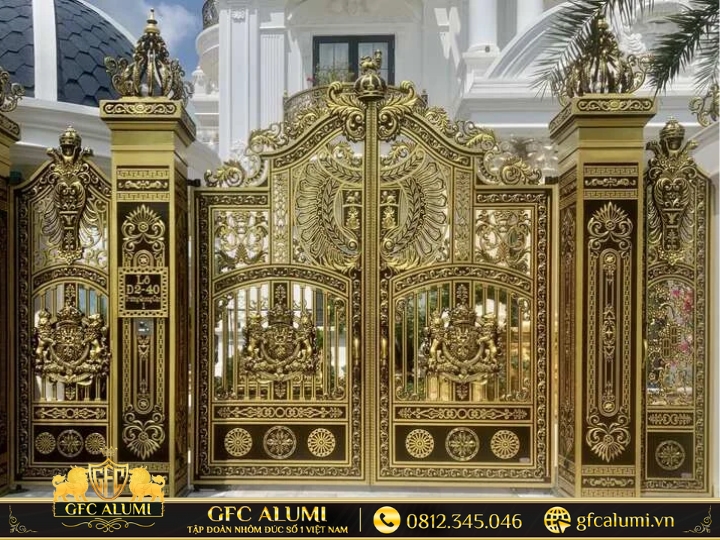 Mẫu cổng nhôm đúc tại TPHCM 22