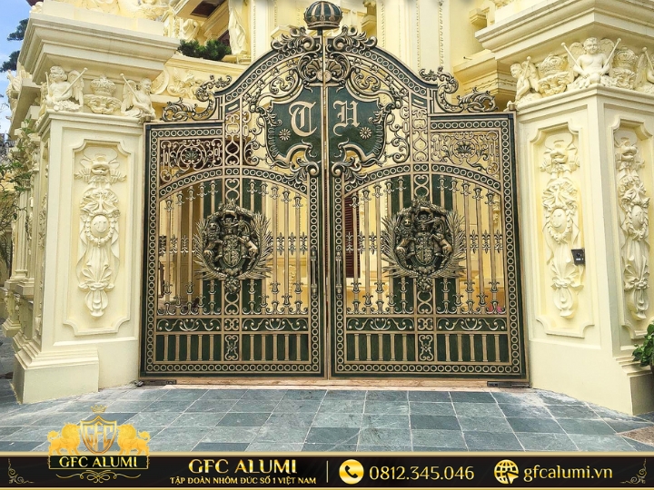 Mẫu cổng nhôm đúc giá rẻ tại TPHCM 34