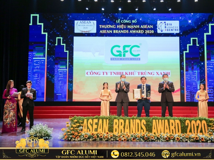 Nếu có nhu cầu bạn có thể lựa chọn cổng nhôm đúc tại GFC ALUMI