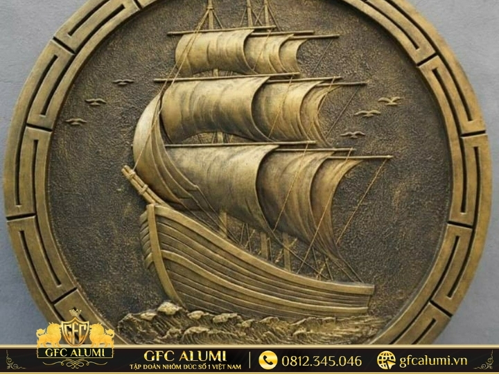 Tranh thuyền vươn biển lớn mạnh mẽ