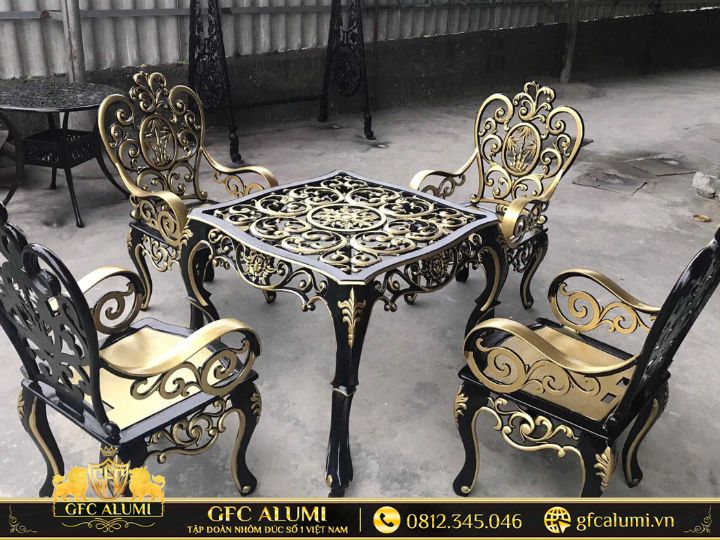 Các mẹo đơn giản giúp bàn ghế nhôm đúc của bạn luôn bền đẹp và như mới theo thời gian.