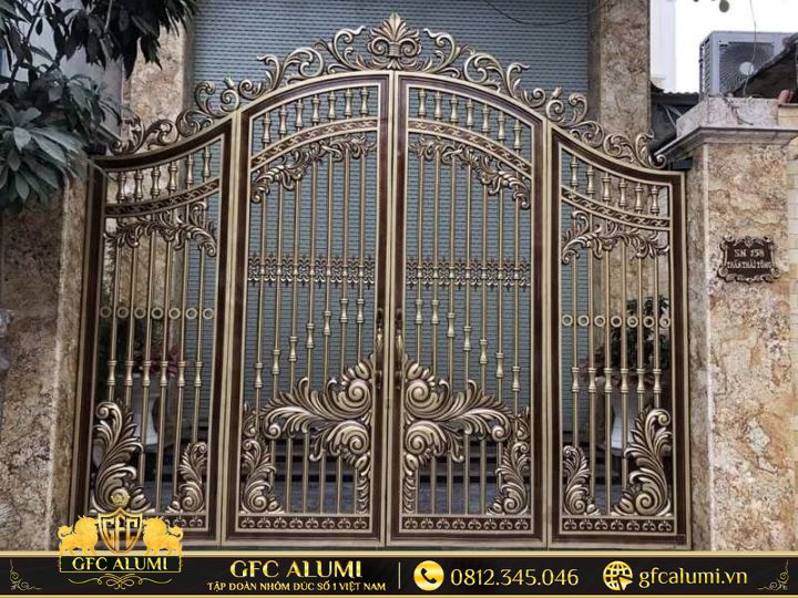 Cổng nhôm đúc chịu mọi thời tiết, bền đẹp theo năm tháng.
