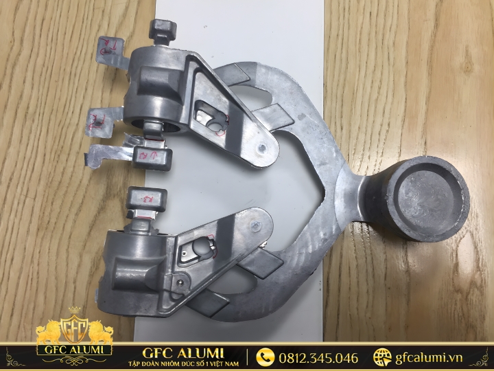 Nhôm đúc áp lực là sản phẩm được tạo ra từ quy trình đúc áp lực
